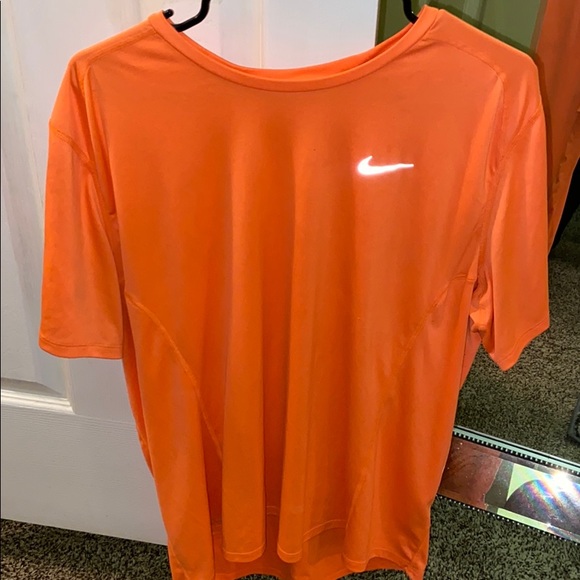 nike orange running top